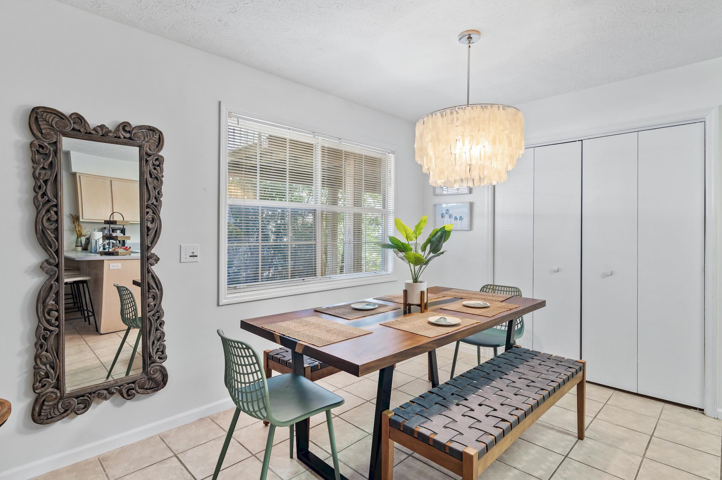 RIVIERA BEACH - Residential