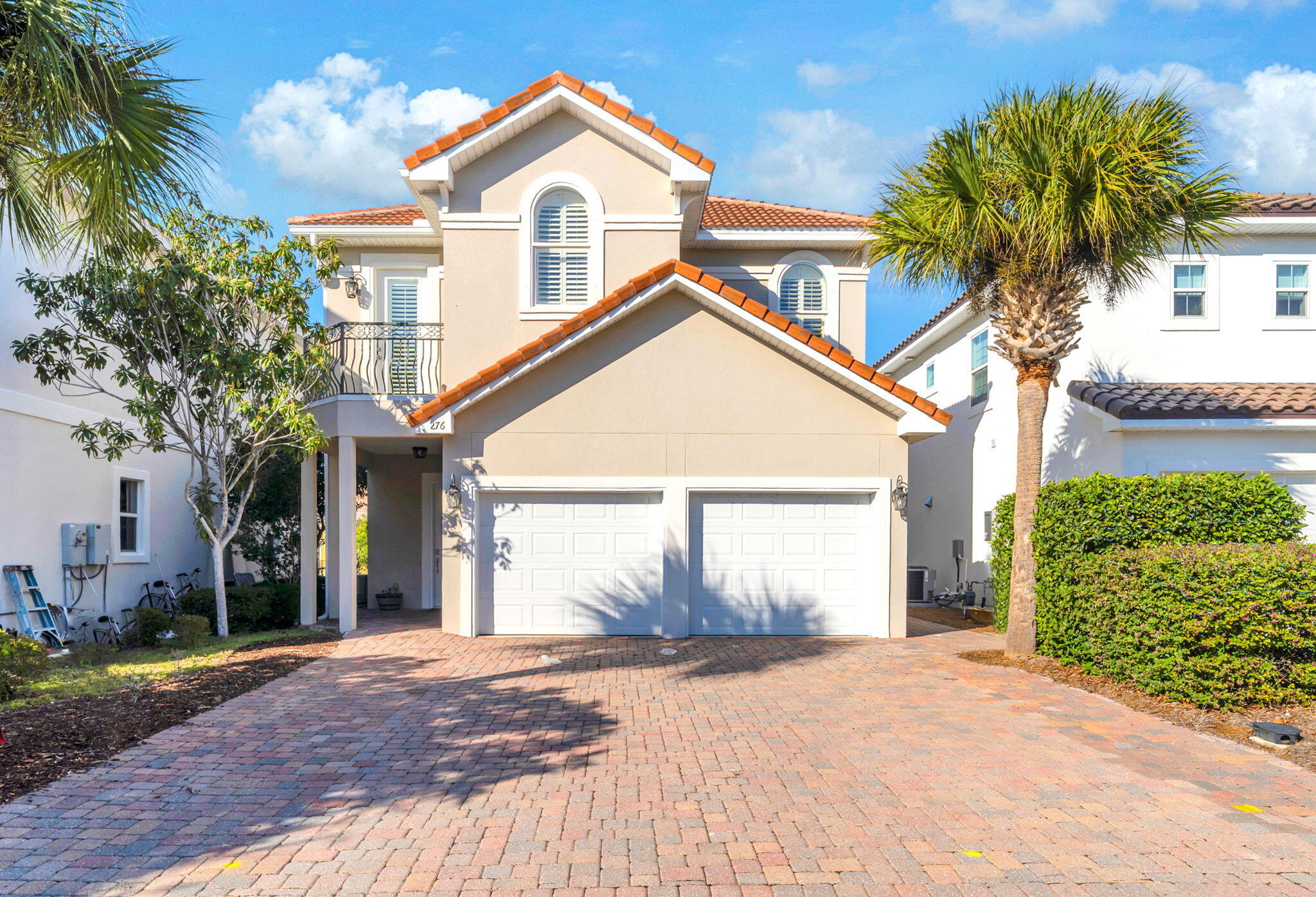 LAKEFRONT OASIS in the heart of Destin! LOW HOA!! GATED COMMUNITY. Sunrise to the East and Sunsets to the West. Privately positioned in a quiet rear cul-de-sac, this Mediterranean masterpiece features a real clay tile roof, hard-coat stucco exterior, and STUNNING multi-level paver outdoor living areas overlooking peaceful sunset views across the lake. **NEW INTERIOR PAINT** Enjoy 10' ceilings throughout, crown molding, plantation shutters, wood floors, Spanish lace walls/ceilings, granite kitchen counters, stainless steel appliances, cultured marble baths, and a master suite with a private balcony over the water. Two newer A/C units-5 yrs add comfort and value. Brand new hot water heater (2025), Fresh New paint in the interior (Dec 2025). Dishwasher/Disposal/Full Size Washer & Dryer -5Yr- Calusa Bay is a gated community with a community pool, you're just minutes from Destin Commons, Silver Sands Outlet Mall, Sandestin, multiple public and private golf courses, Legendary Marina, entertainment, dining and public beach access.
Don't miss this RARE waterfront opportunity in Calusa Bay! THIS IS A MUST SEE! BOOK YOUR SHOWING TODAY!
