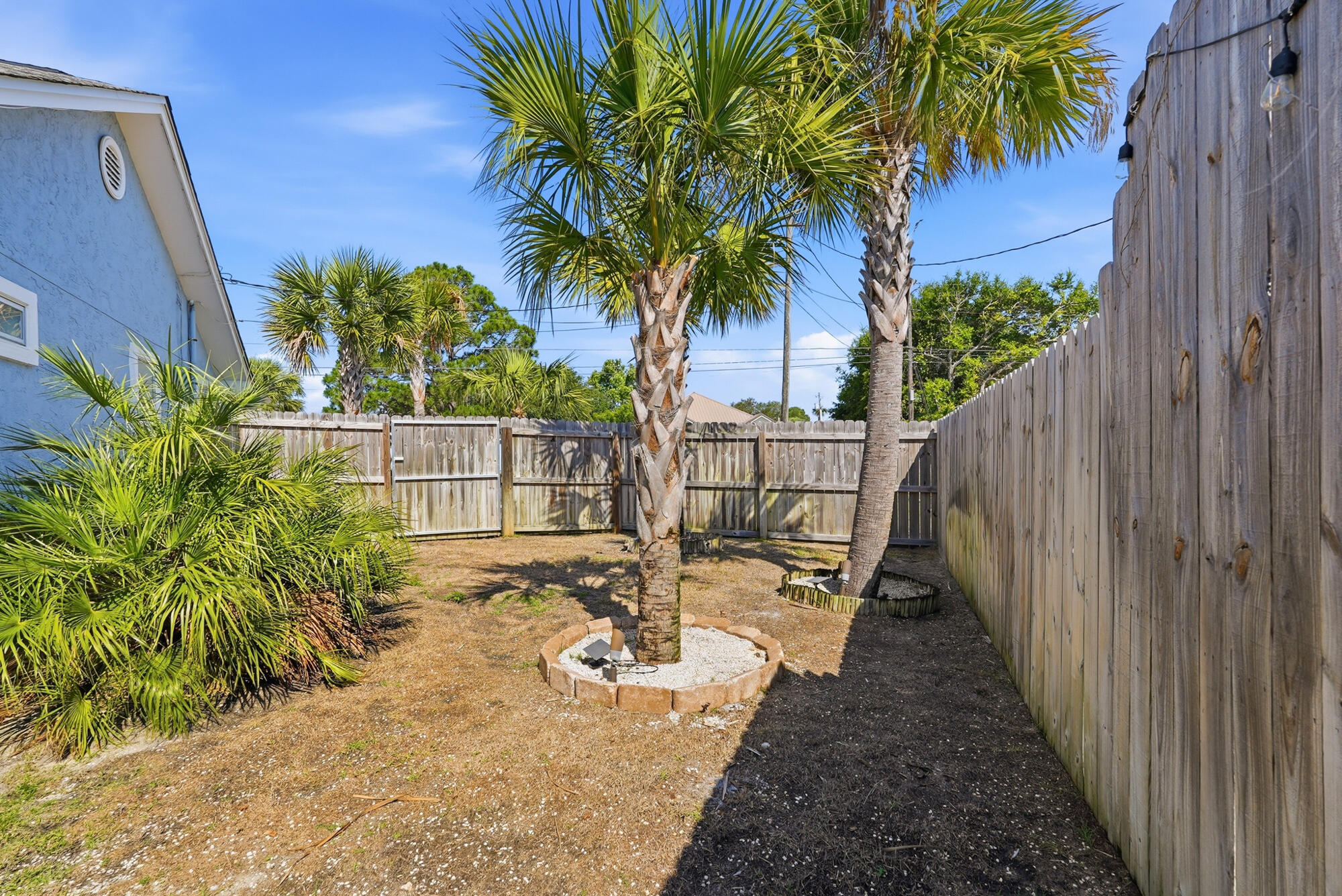 TREASURE ISLAND - Residential