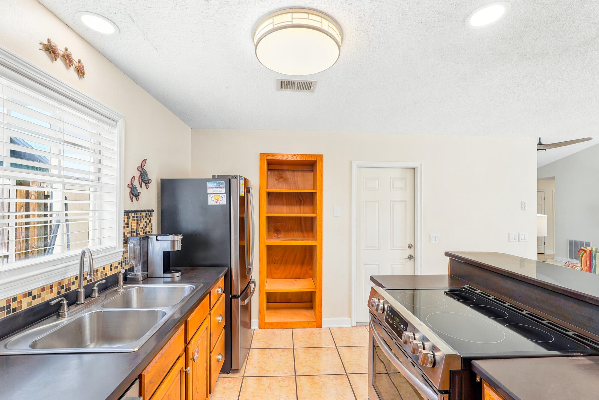 TREASURE ISLAND - Residential