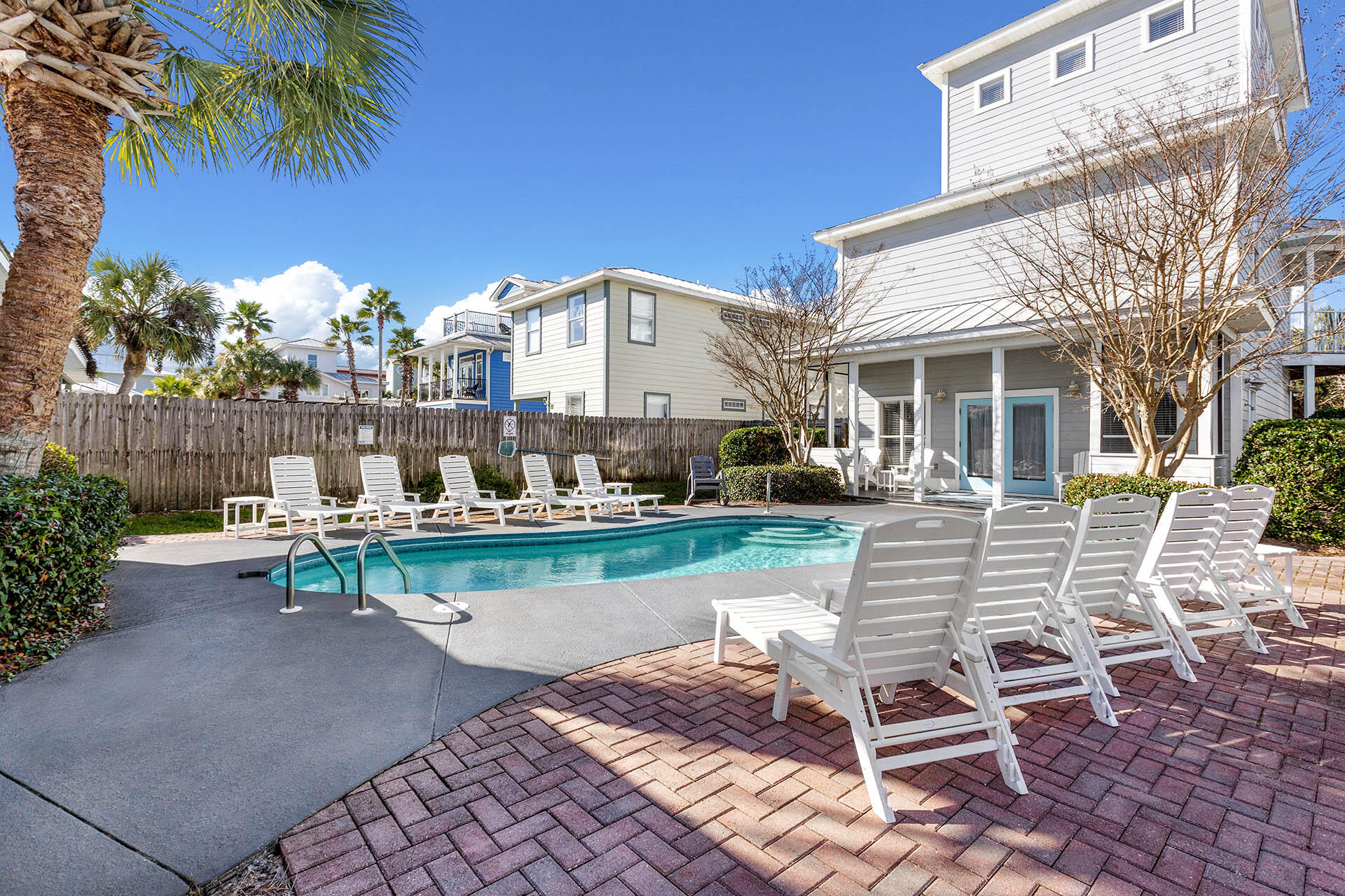 CRYSTAL BEACH - Residential
