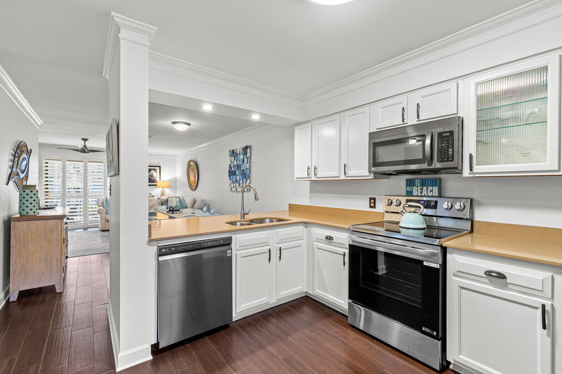 Costa Vista Townhomes - Residential