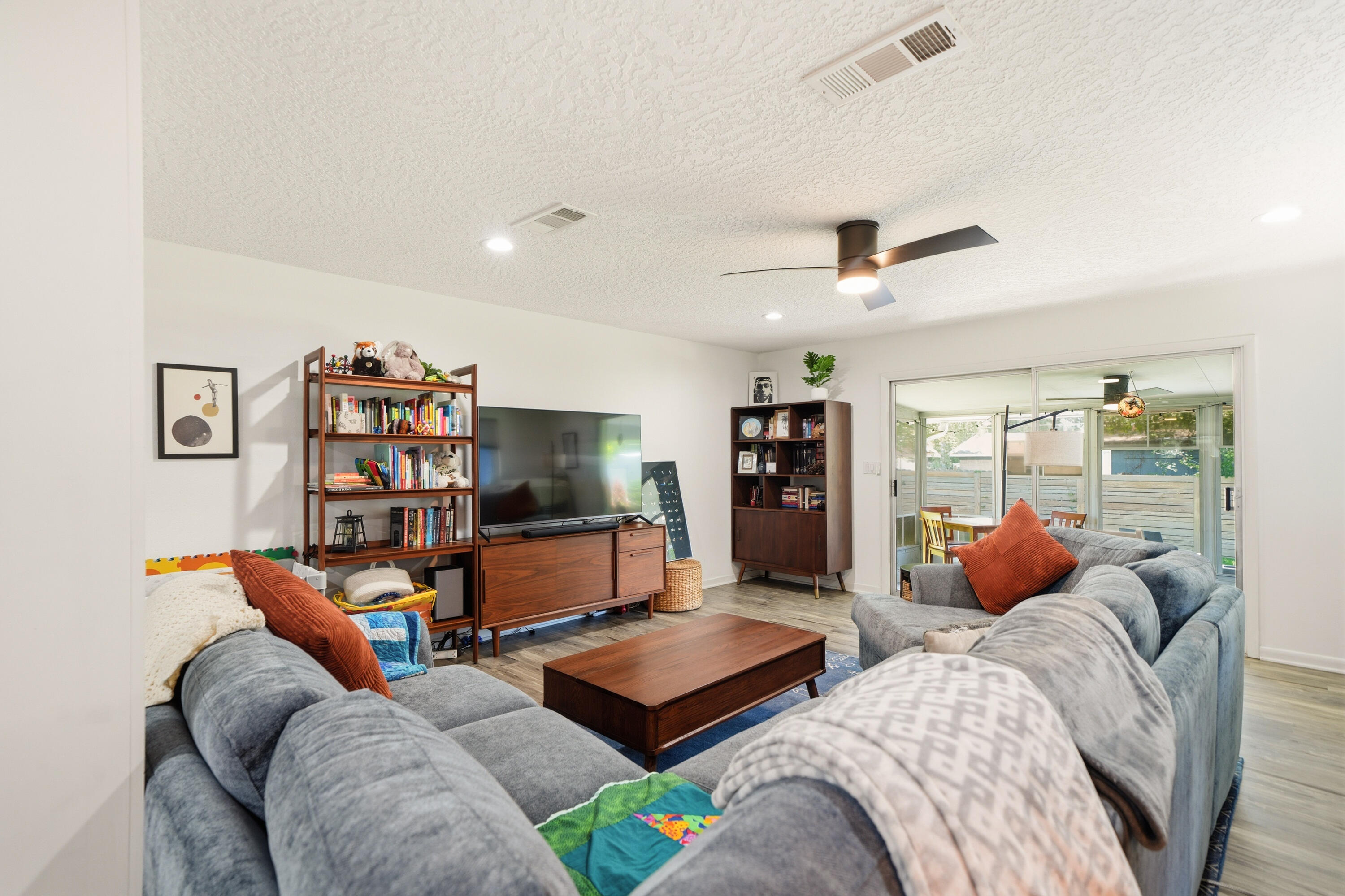 VESTA HTS 4TH ADD - Residential