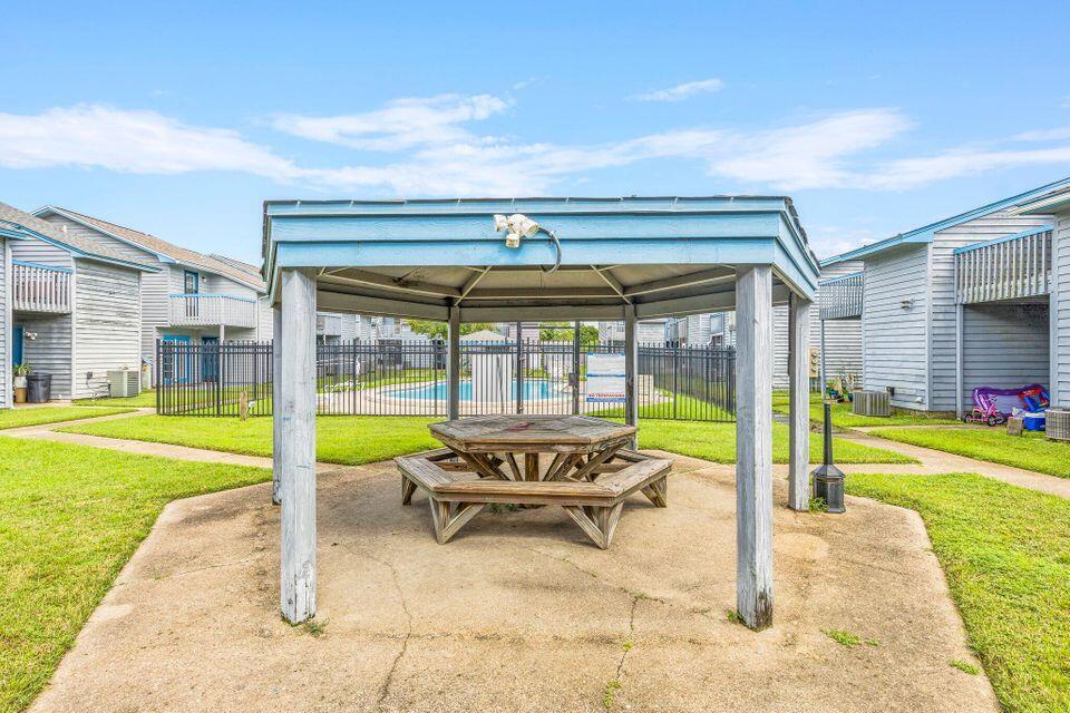 BROWNSVILLE STATION 3 - Residential