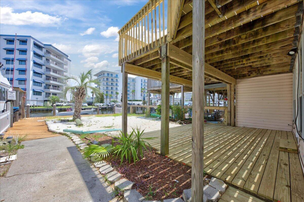 HOLIDAY ISLE - Residential