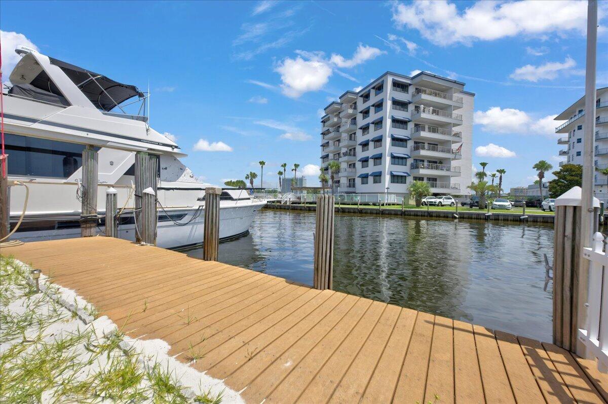 HOLIDAY ISLE - Residential
