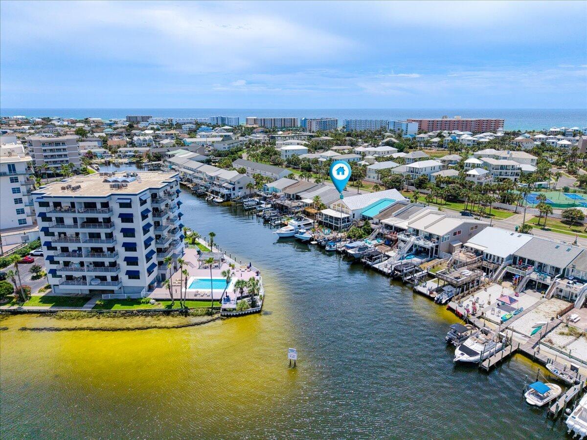 HOLIDAY ISLE - Residential