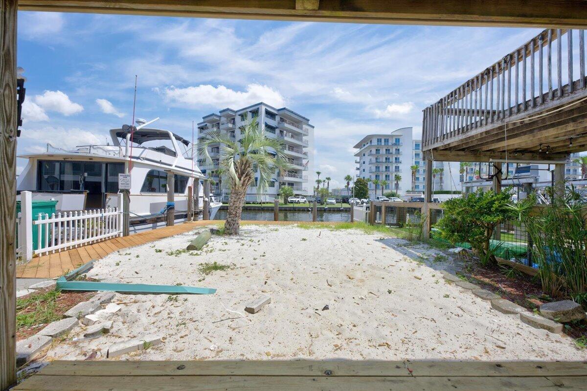 HOLIDAY ISLE - Residential