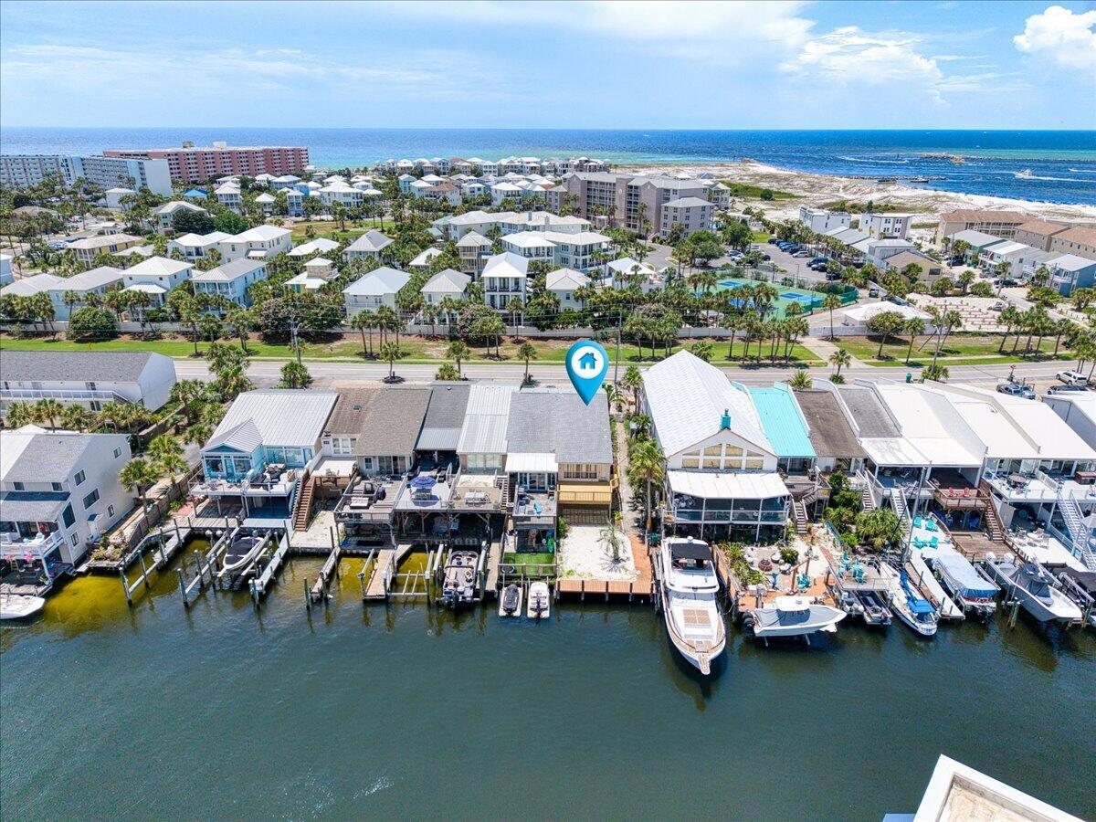 HOLIDAY ISLE - Residential