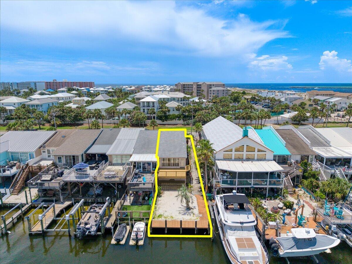 HOLIDAY ISLE - Residential