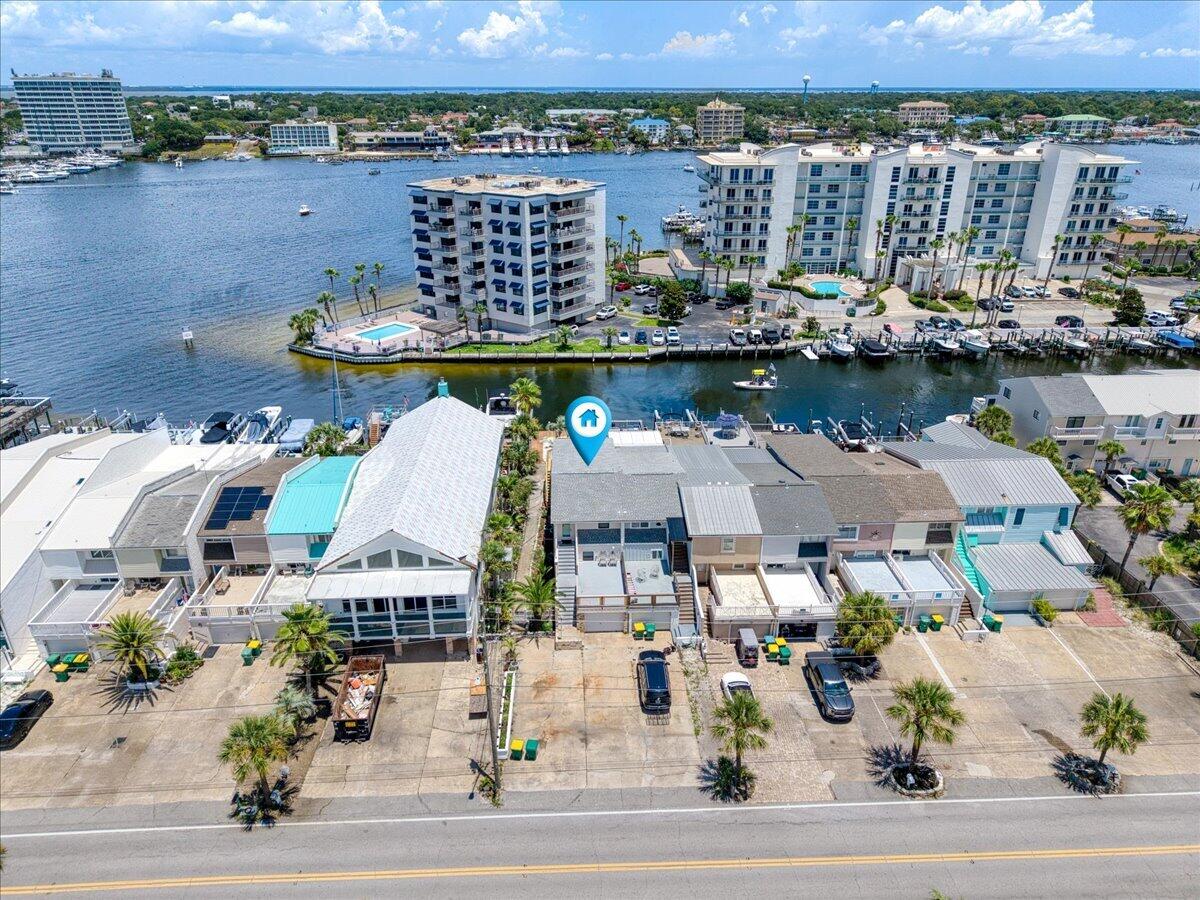 HOLIDAY ISLE - Residential