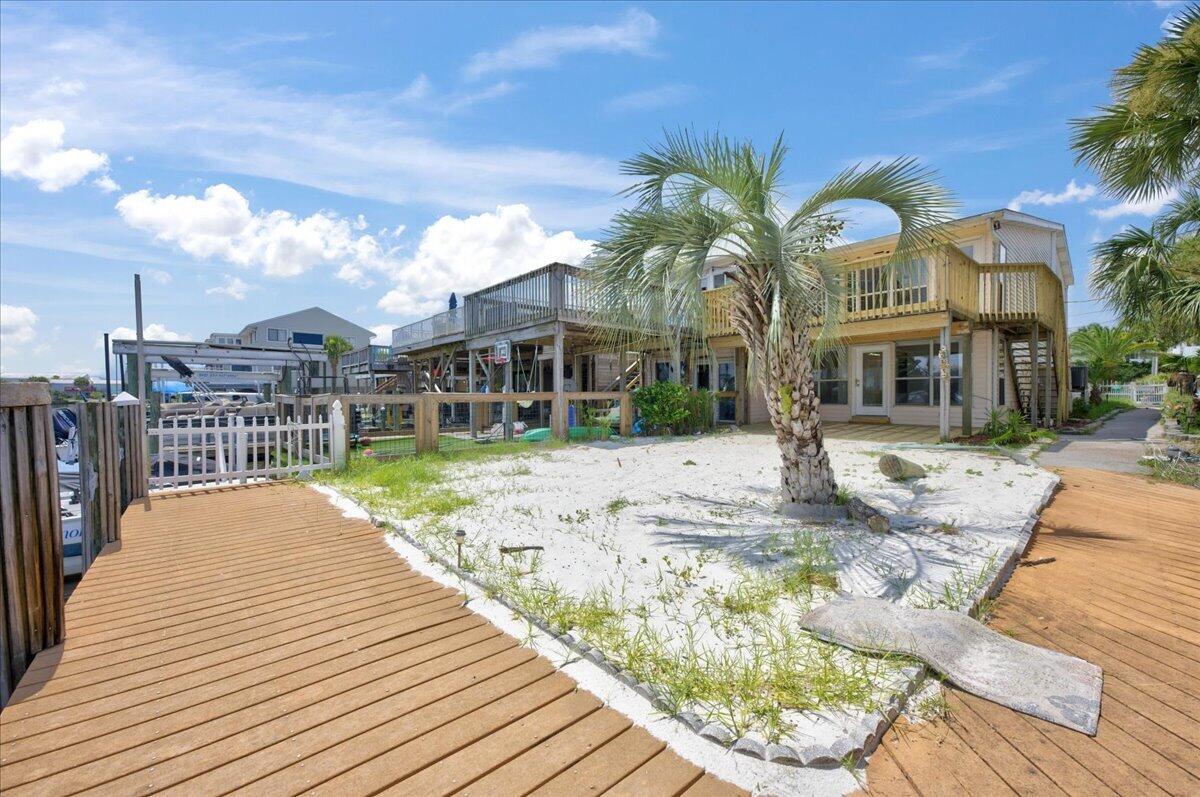 HOLIDAY ISLE - Residential