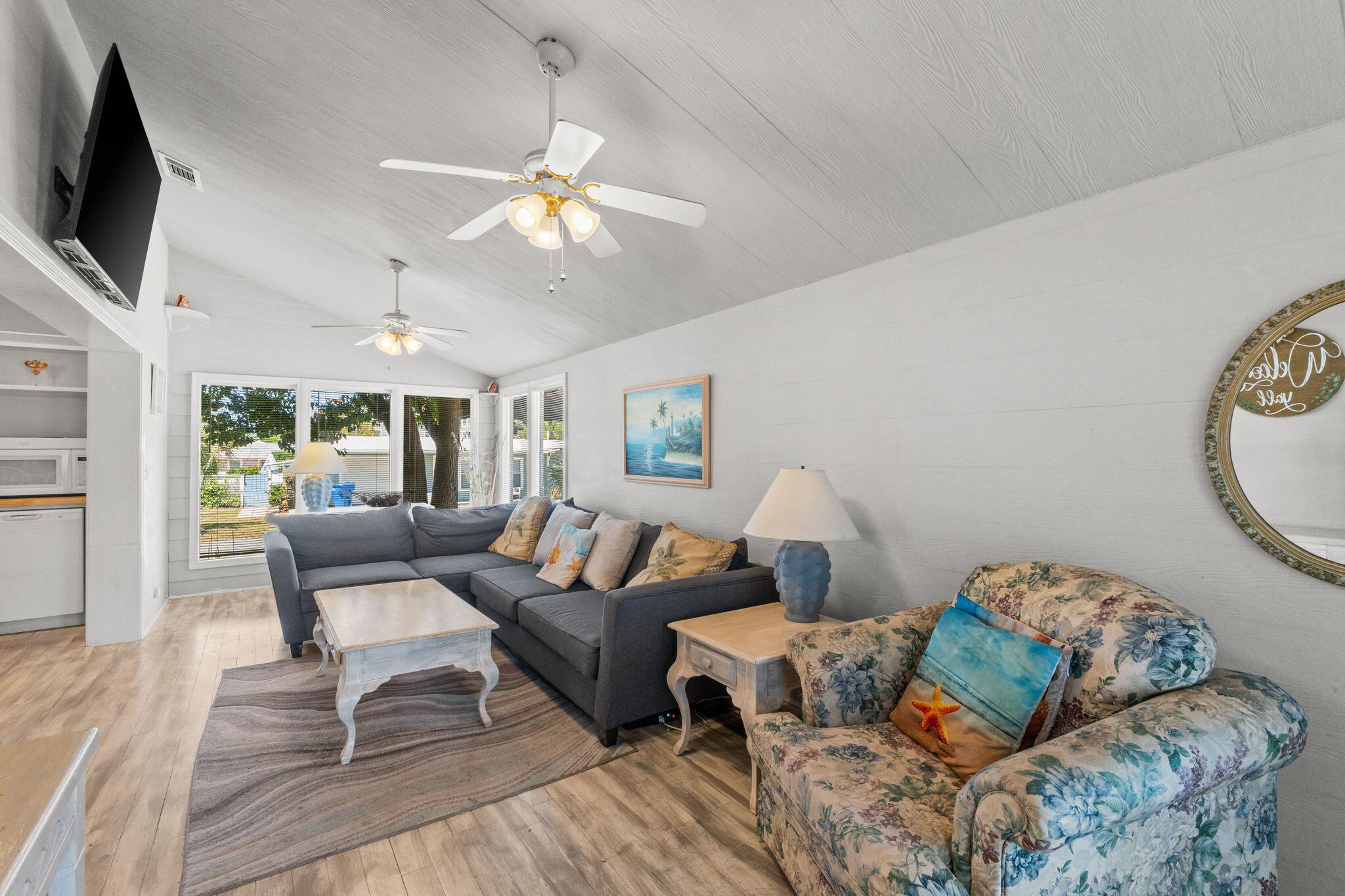 LAGUNA BEACH ESTATES 5TH ADDN - Residential