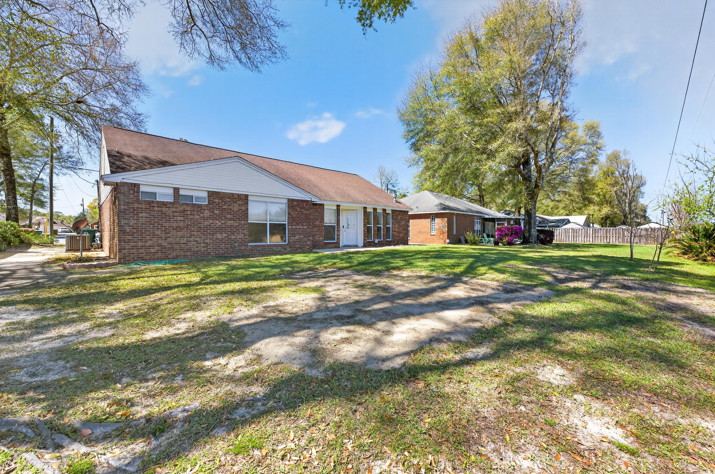 PINNACLE POINT - Residential