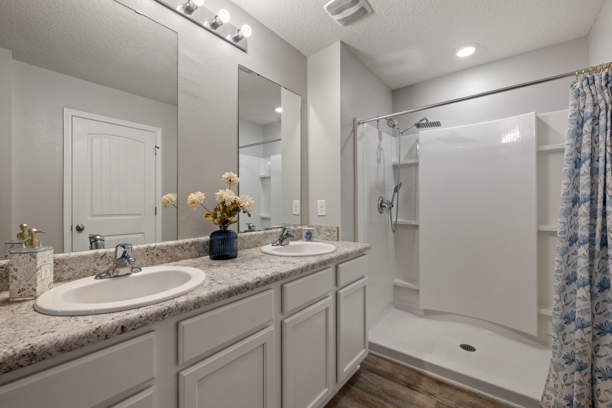 Redstone Commons - Residential