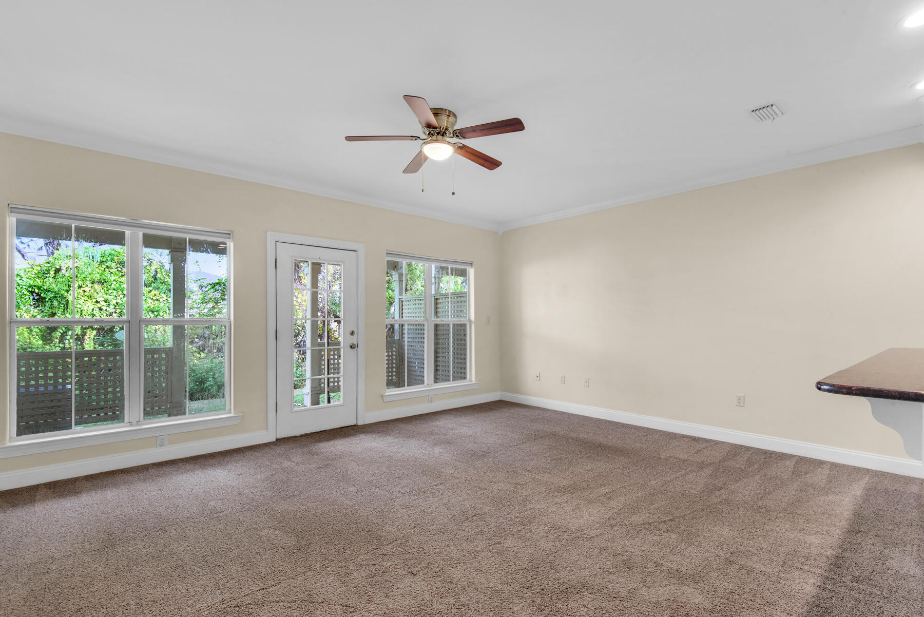 OLD BAY T/H - Residential Lease