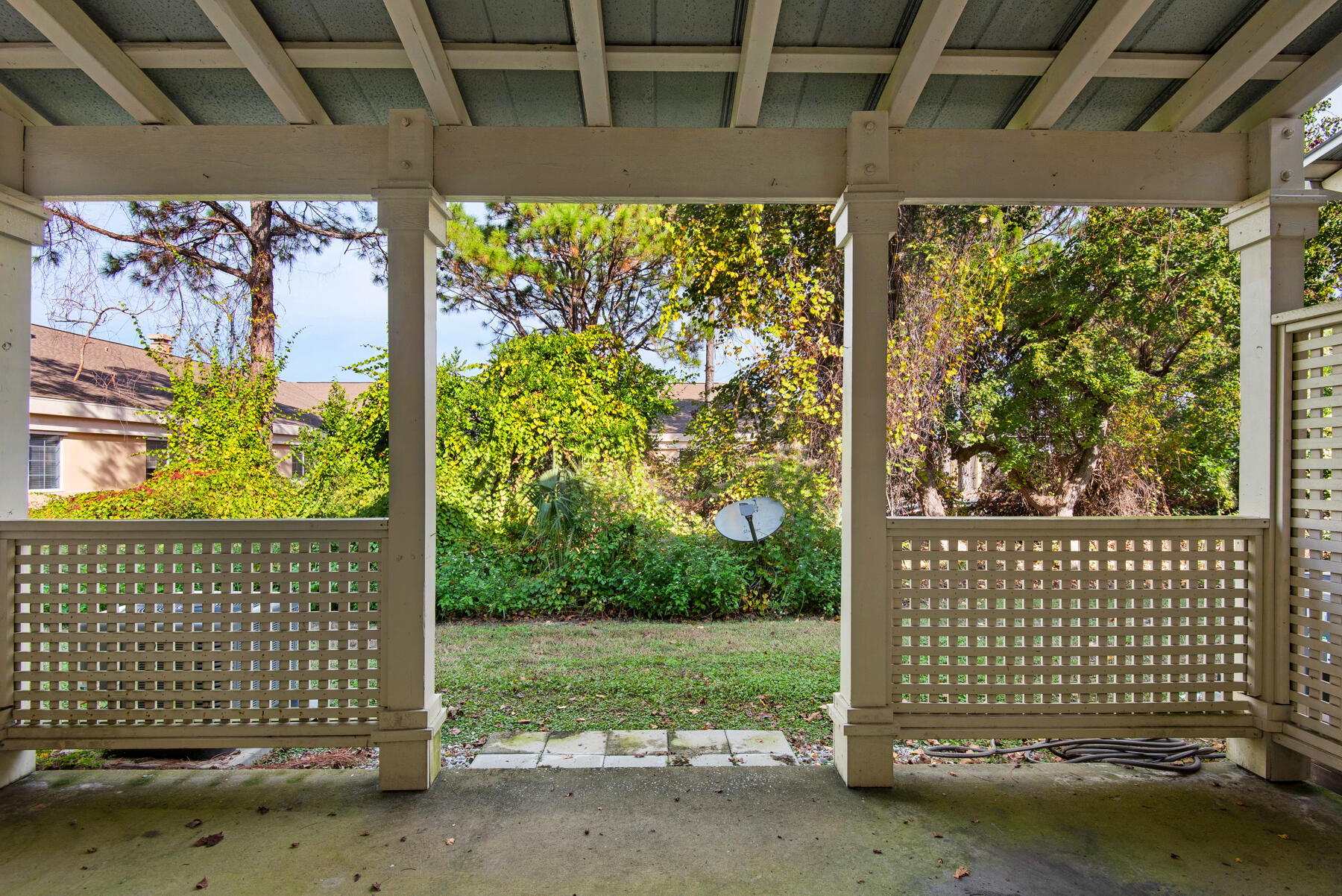 OLD BAY T/H - Residential Lease