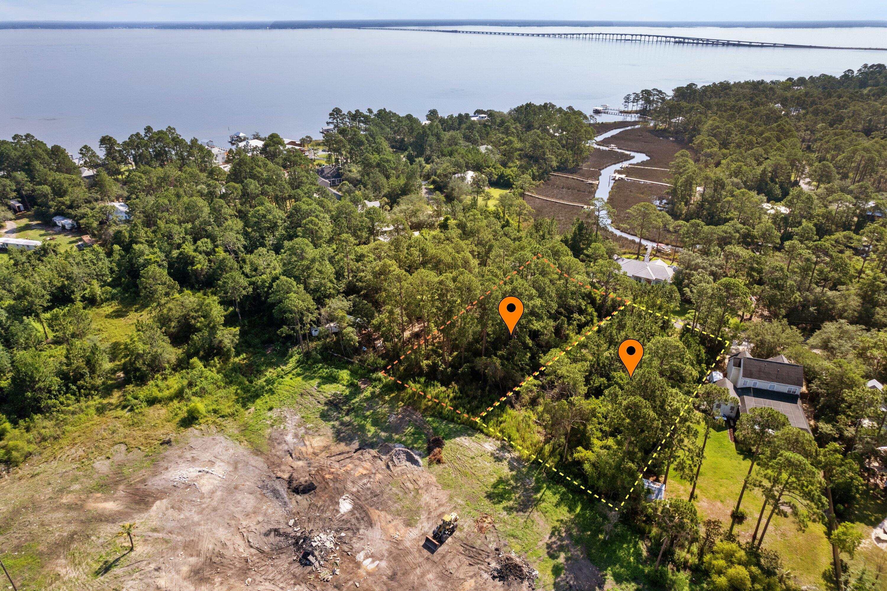 BAY PINE SHORES - Land