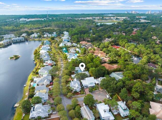CRYSTAL LAKE PHASE I - Residential