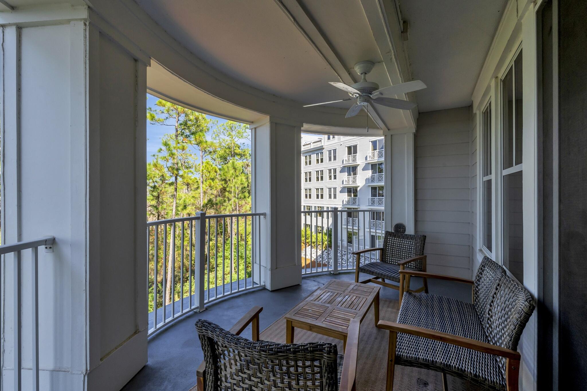 BAHIA CONDO - Residential