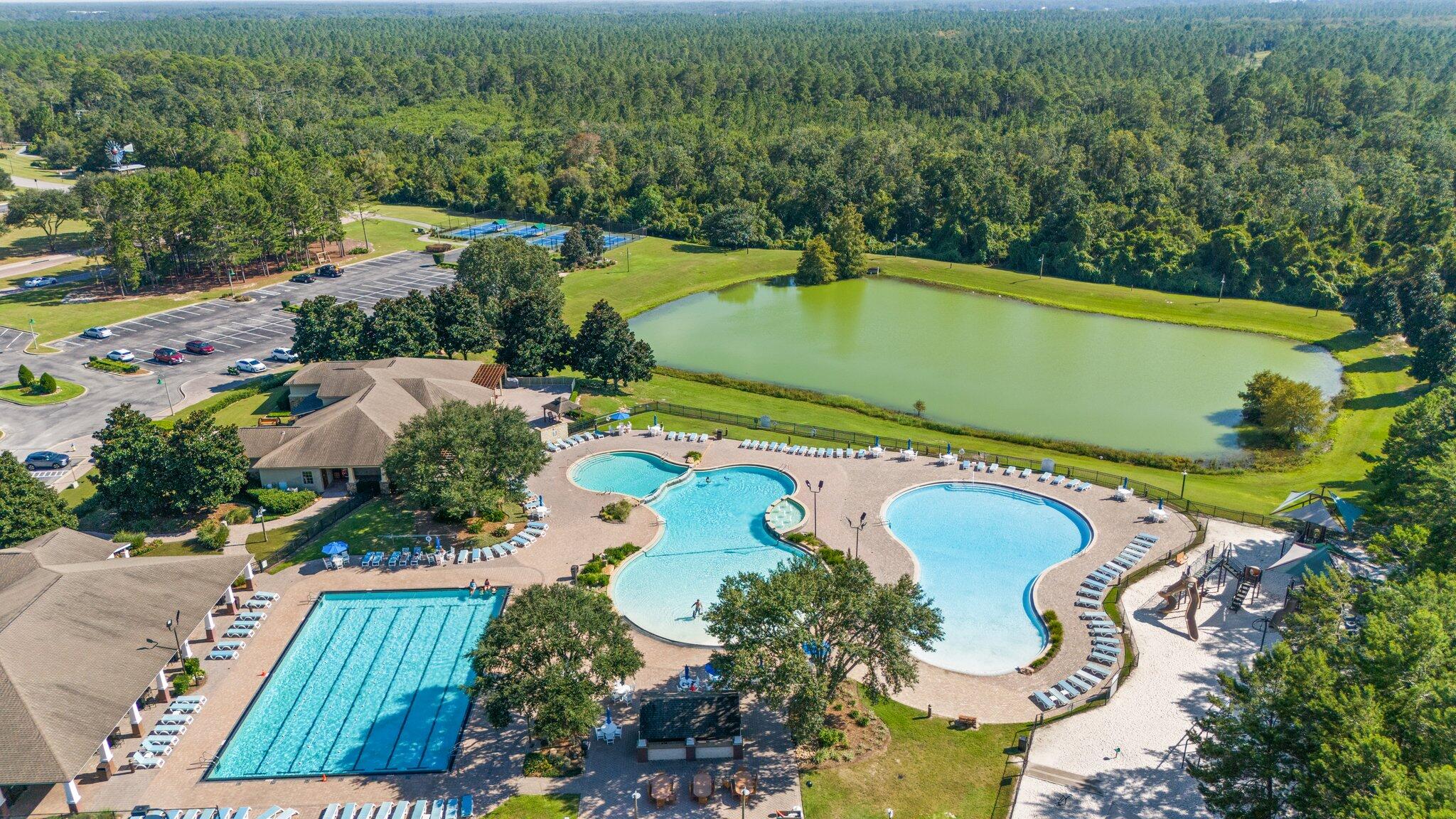 HAMMOCK BAY - LANTERNS - Residential