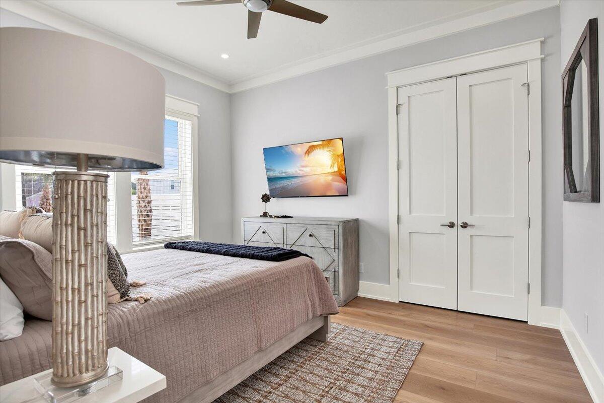 LULLWATER BEACH - Residential