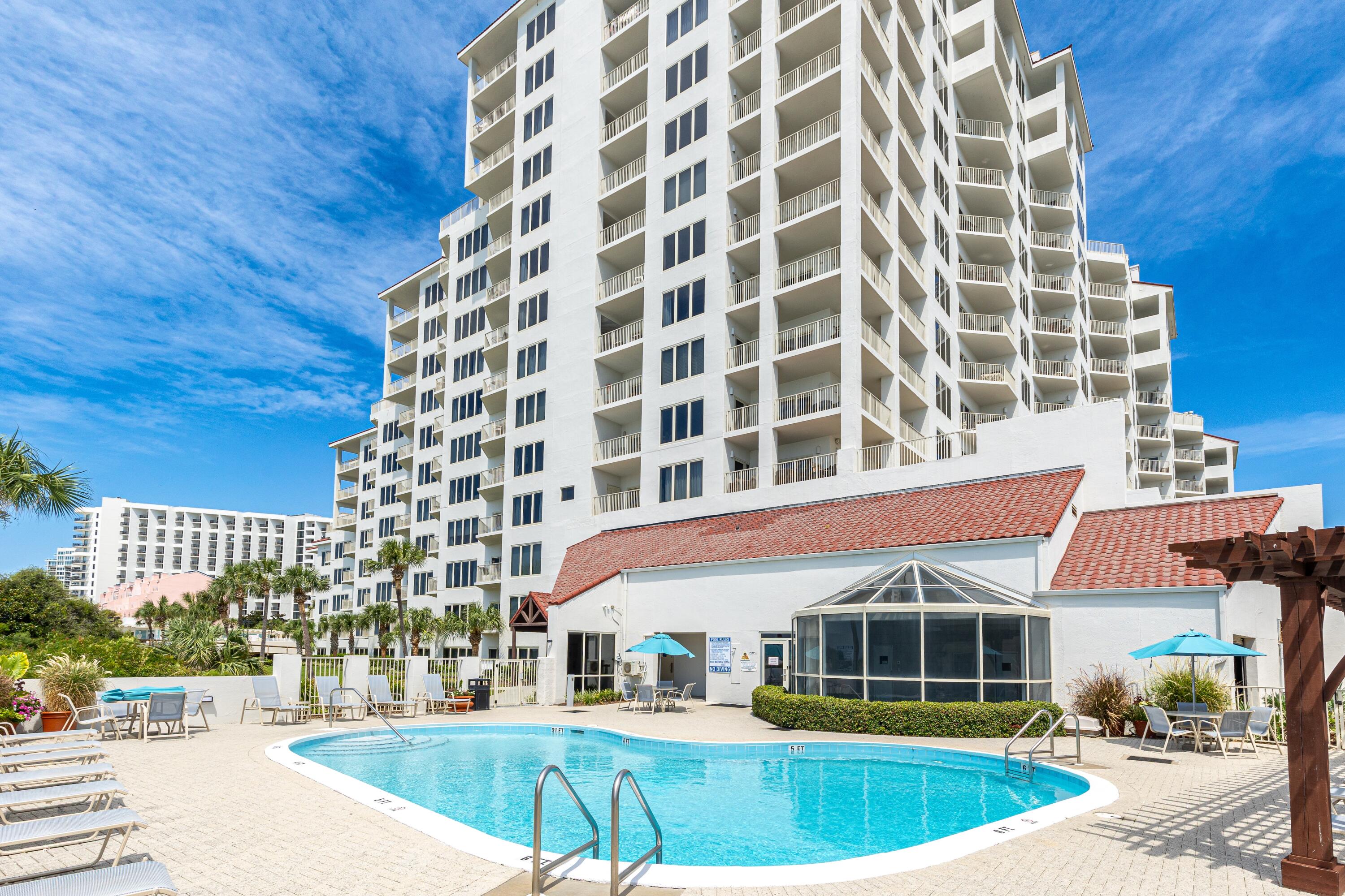TOPS'L BEACH MANOR - Residential