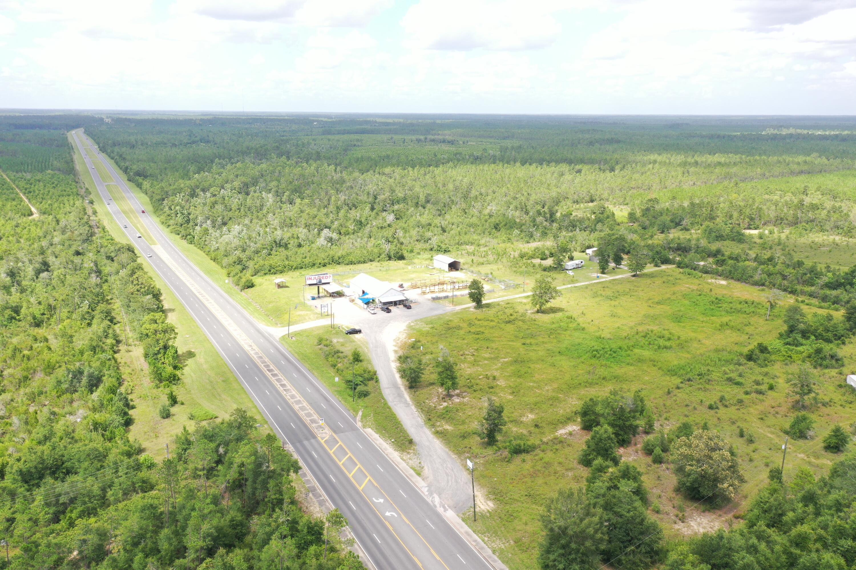NO RECORDED SUBDIVISION - Land