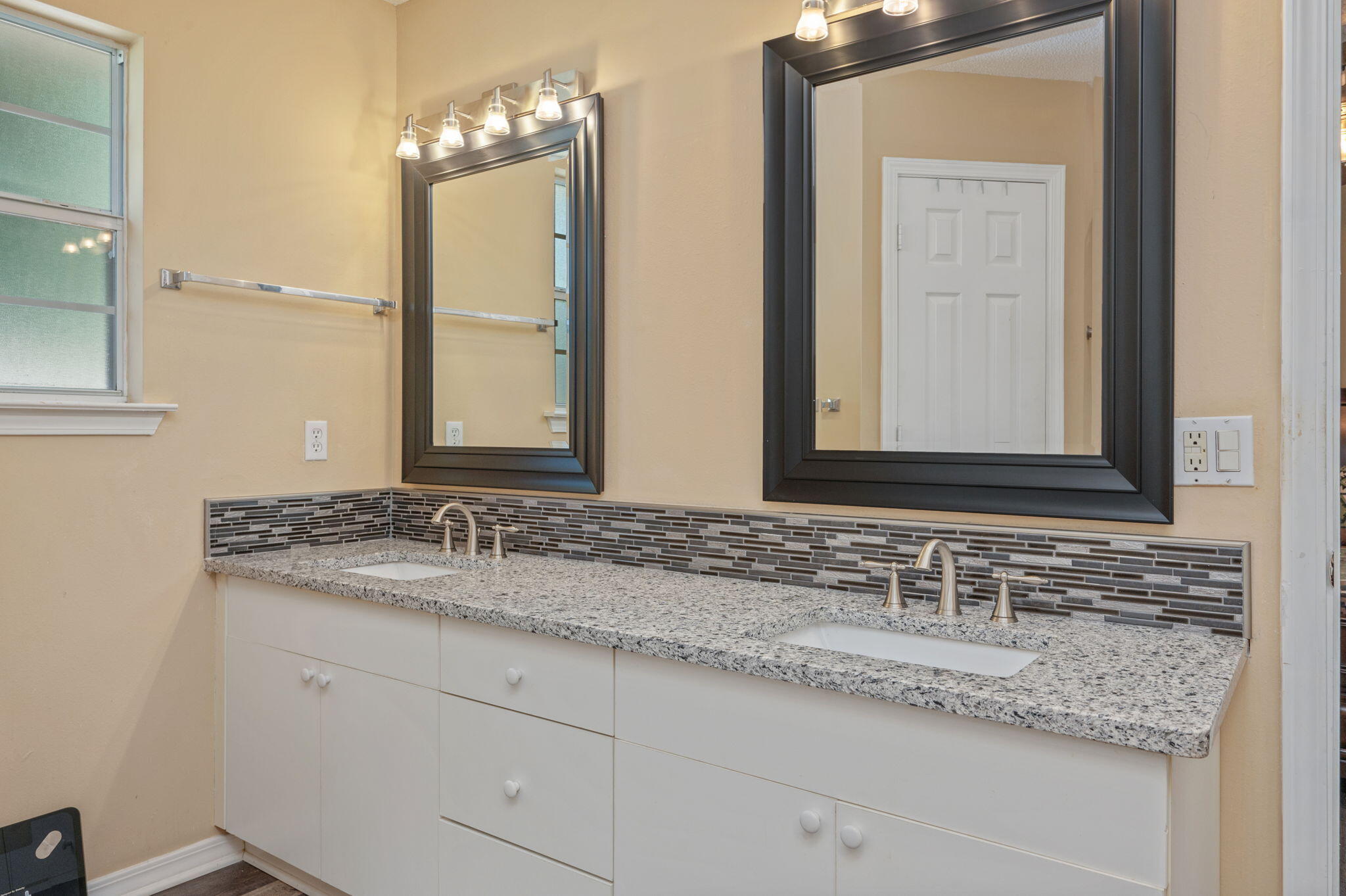 FALCON ESTATES PH 4 - Residential