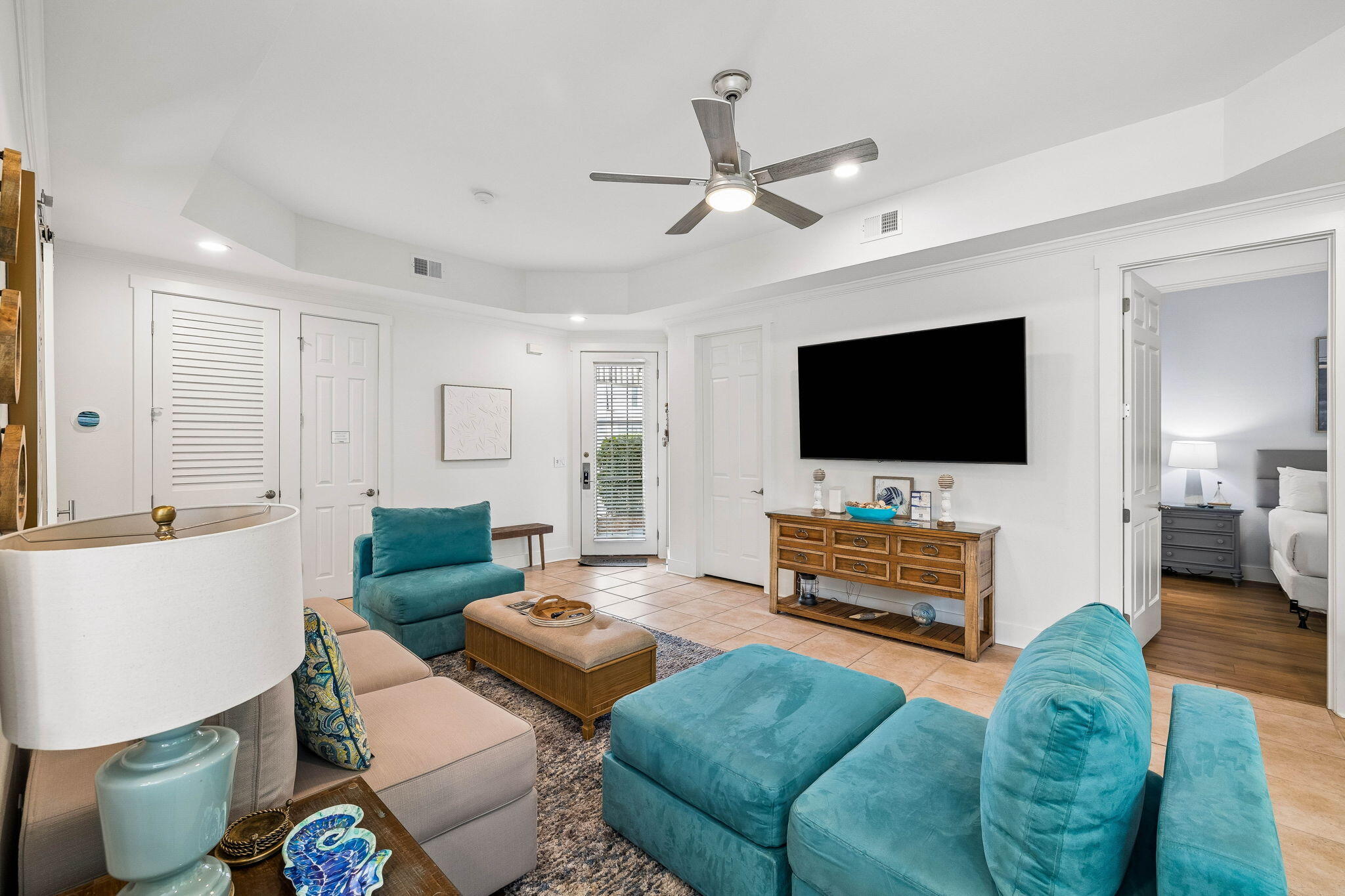 CRYSTAL COVE - Residential
