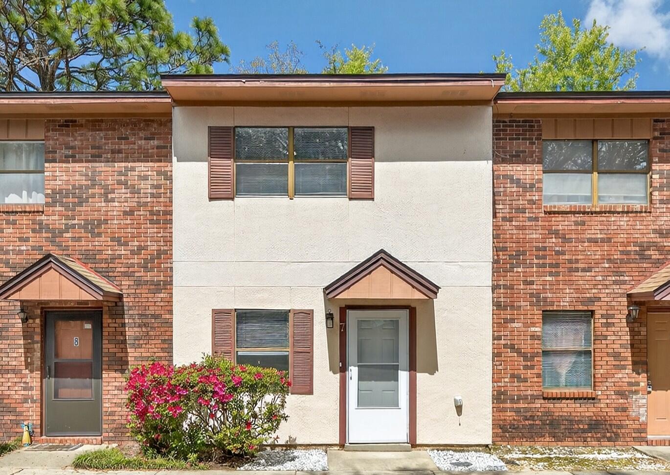TYNER VILLAS - Residential
