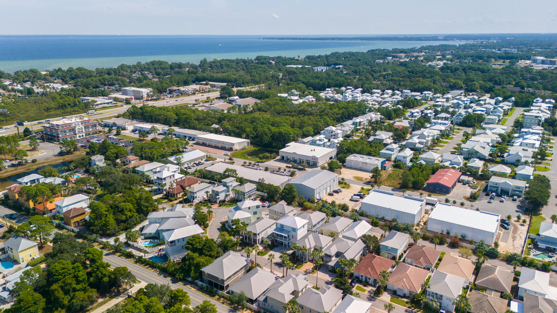 EMERALD WATERS VILLAGE - Residential