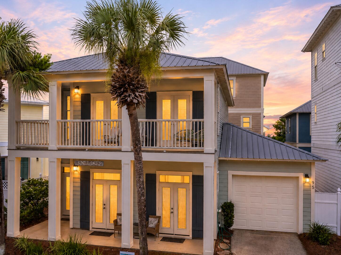 EMERALD WATERS VILLAGE - Residential
