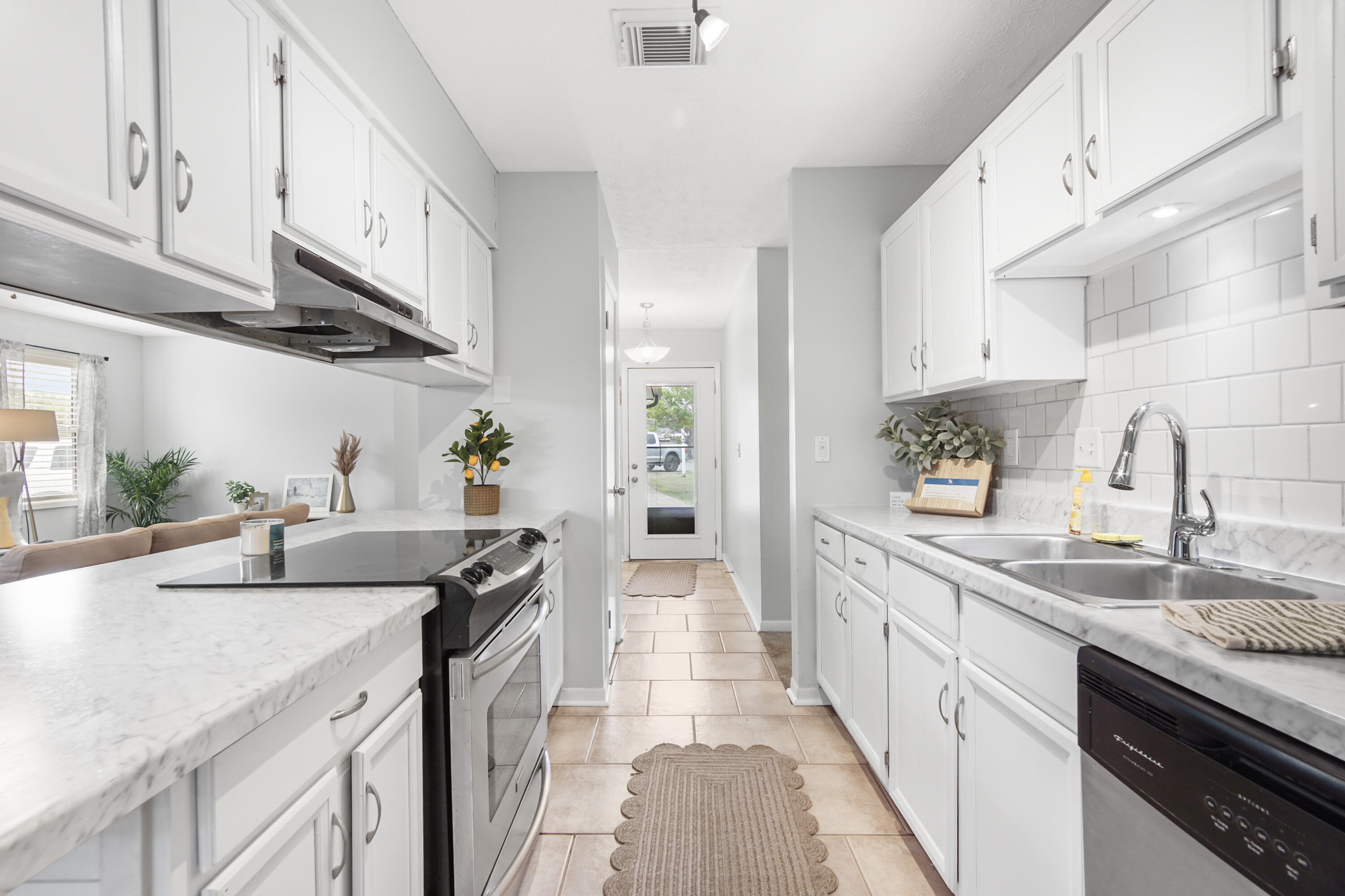WOODLAND ESTATES UNIT 2 - Residential