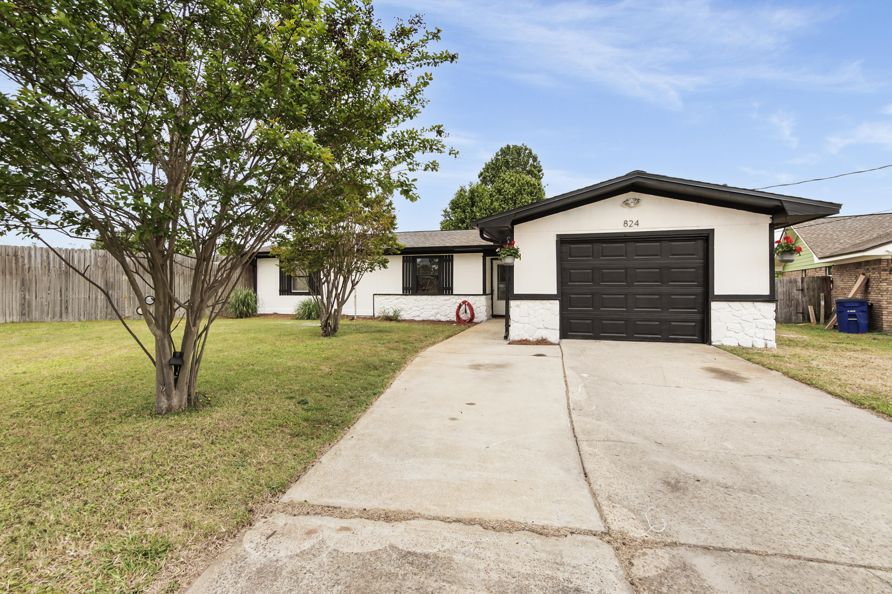 WOODLAND ESTATES UNIT 2 - Residential