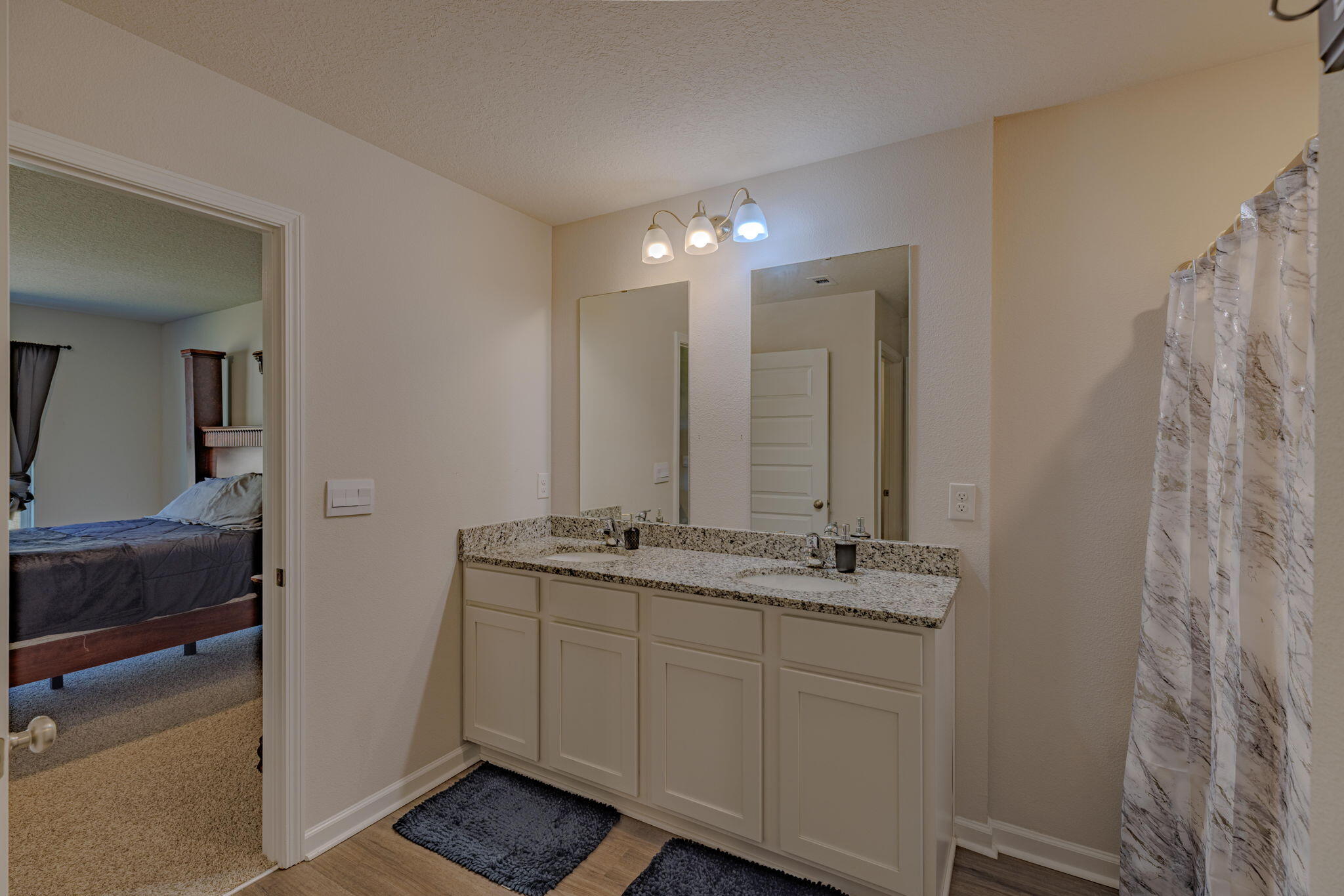 PLANTATION WOODS - Residential