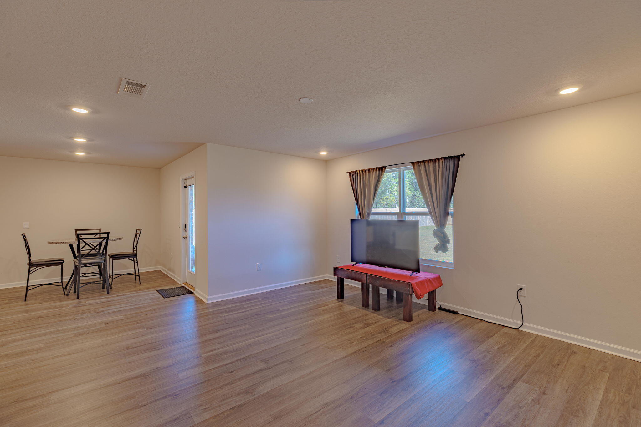 PLANTATION WOODS - Residential