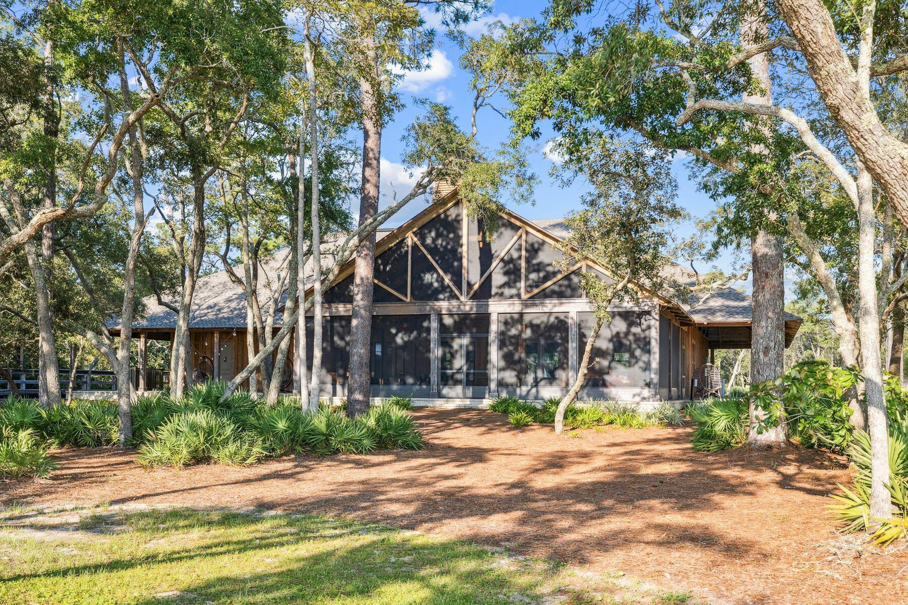 HAMMOCK BAY - Residential