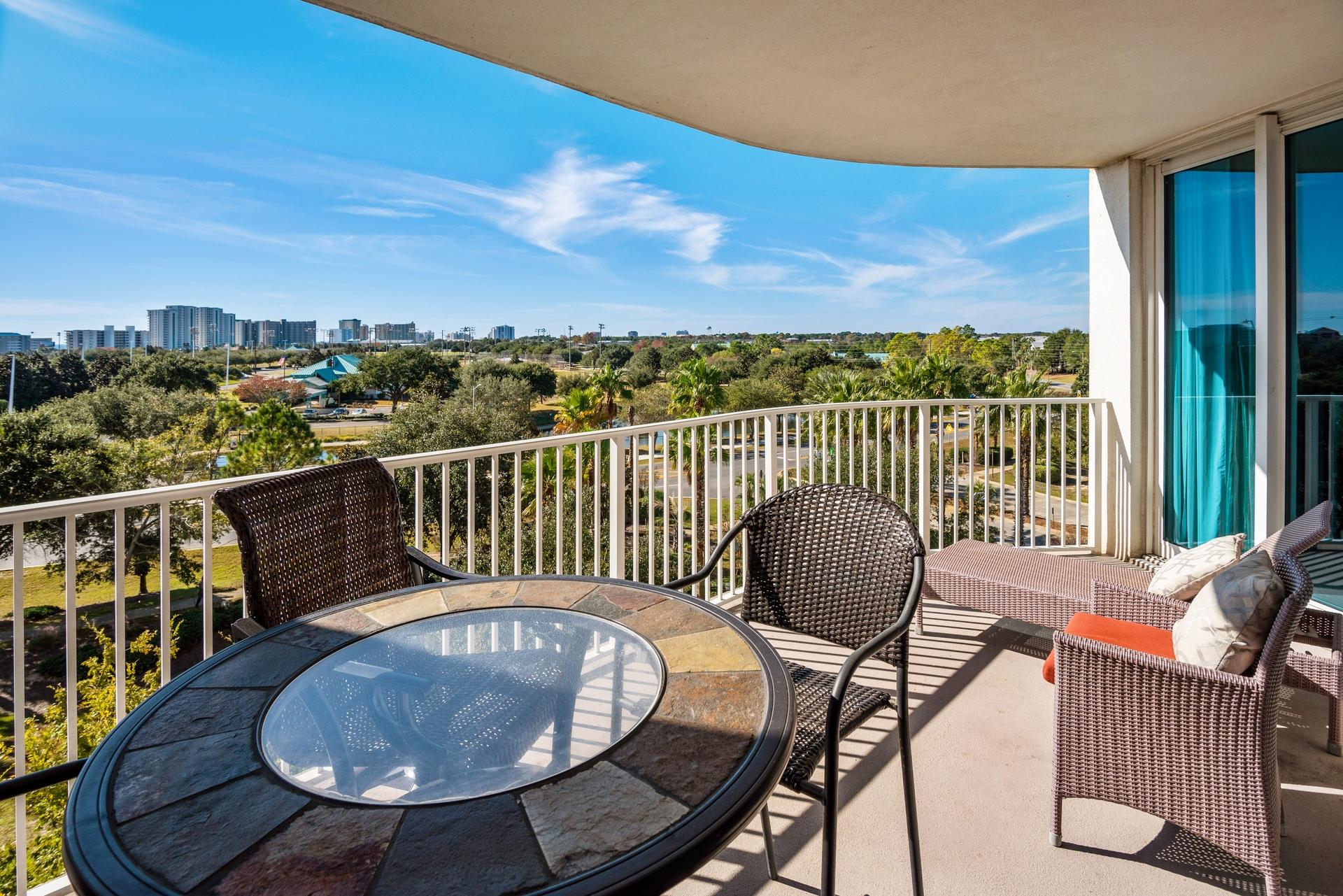THE PALMS OF DESTIN - Residential