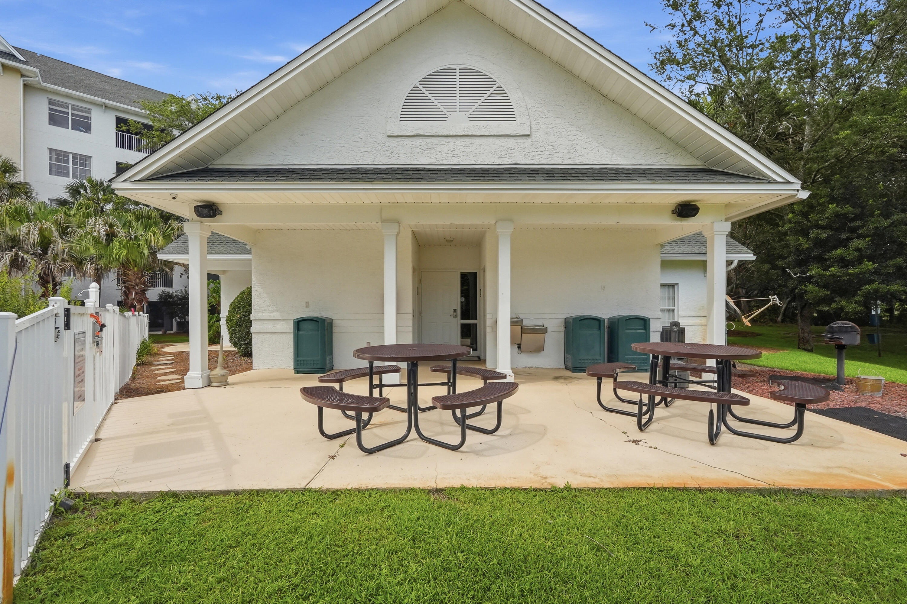 Florida Club - Residential