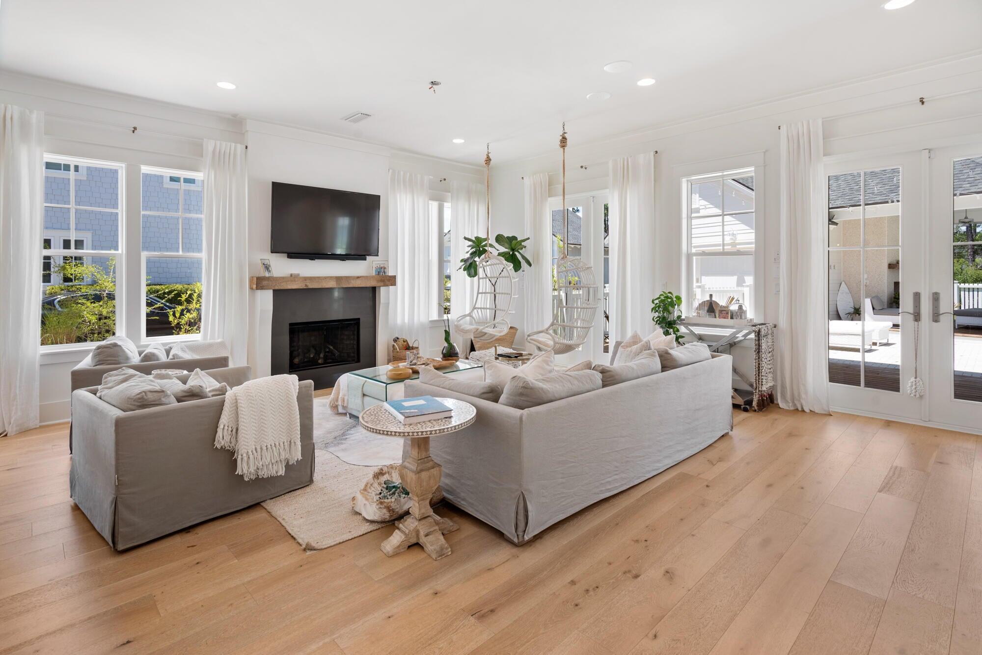 WATERSOUND ORIGINS - Residential Lease