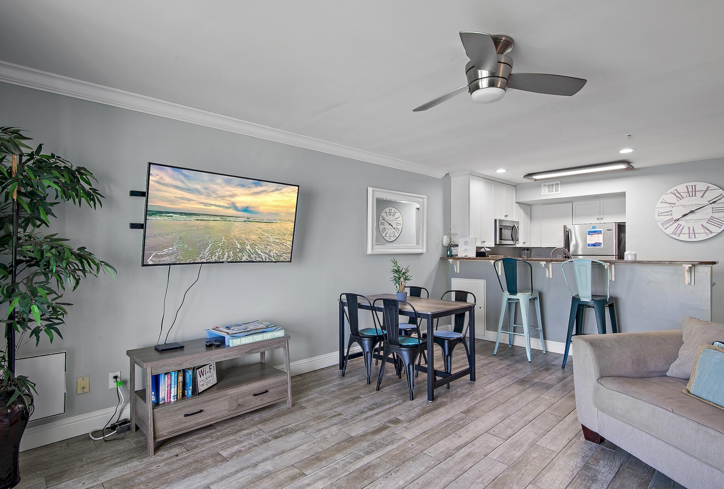 MARAVILLA CONDO 1 - Residential
