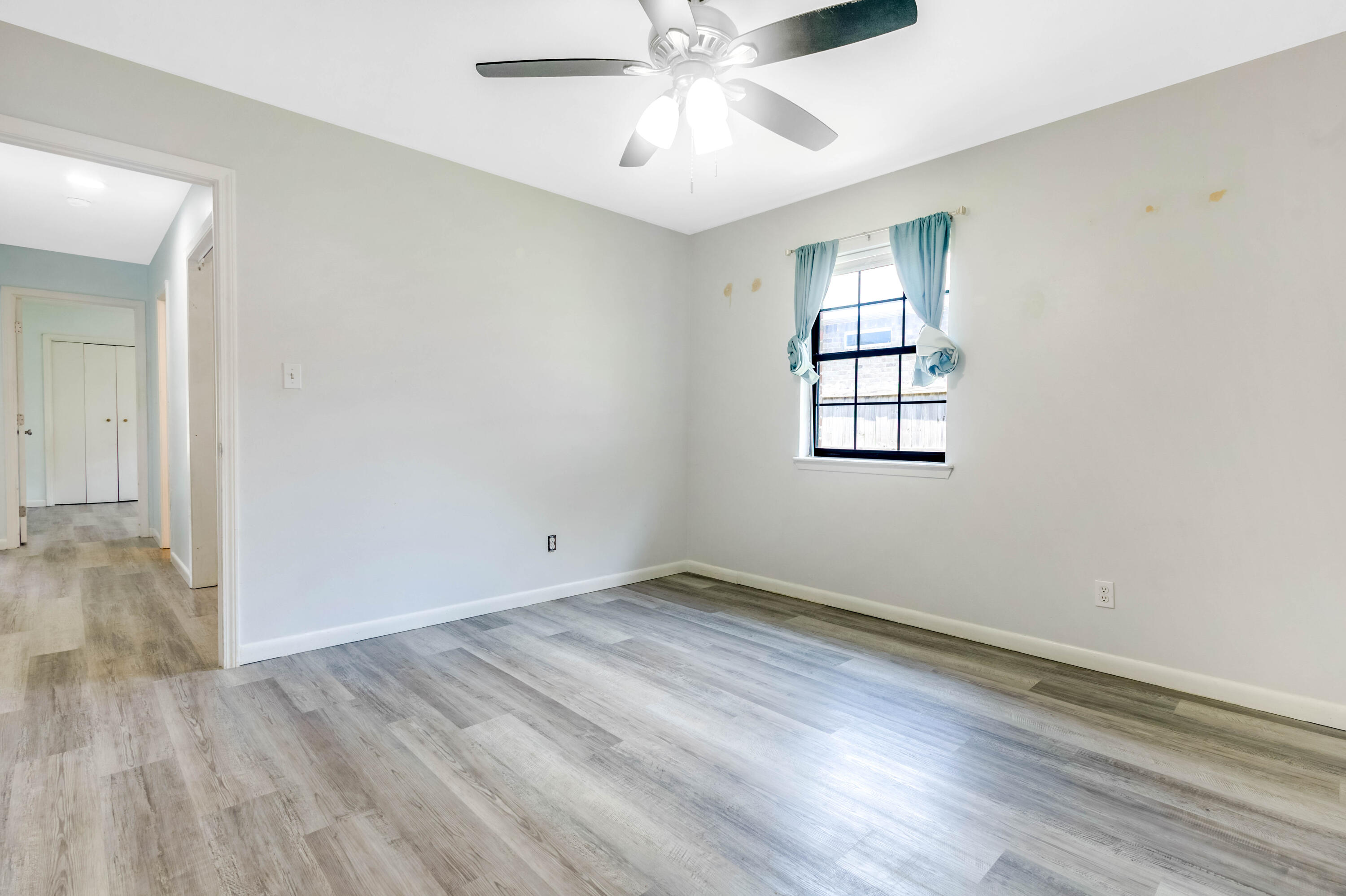 NO RECORDED SUBDIVISION - Residential