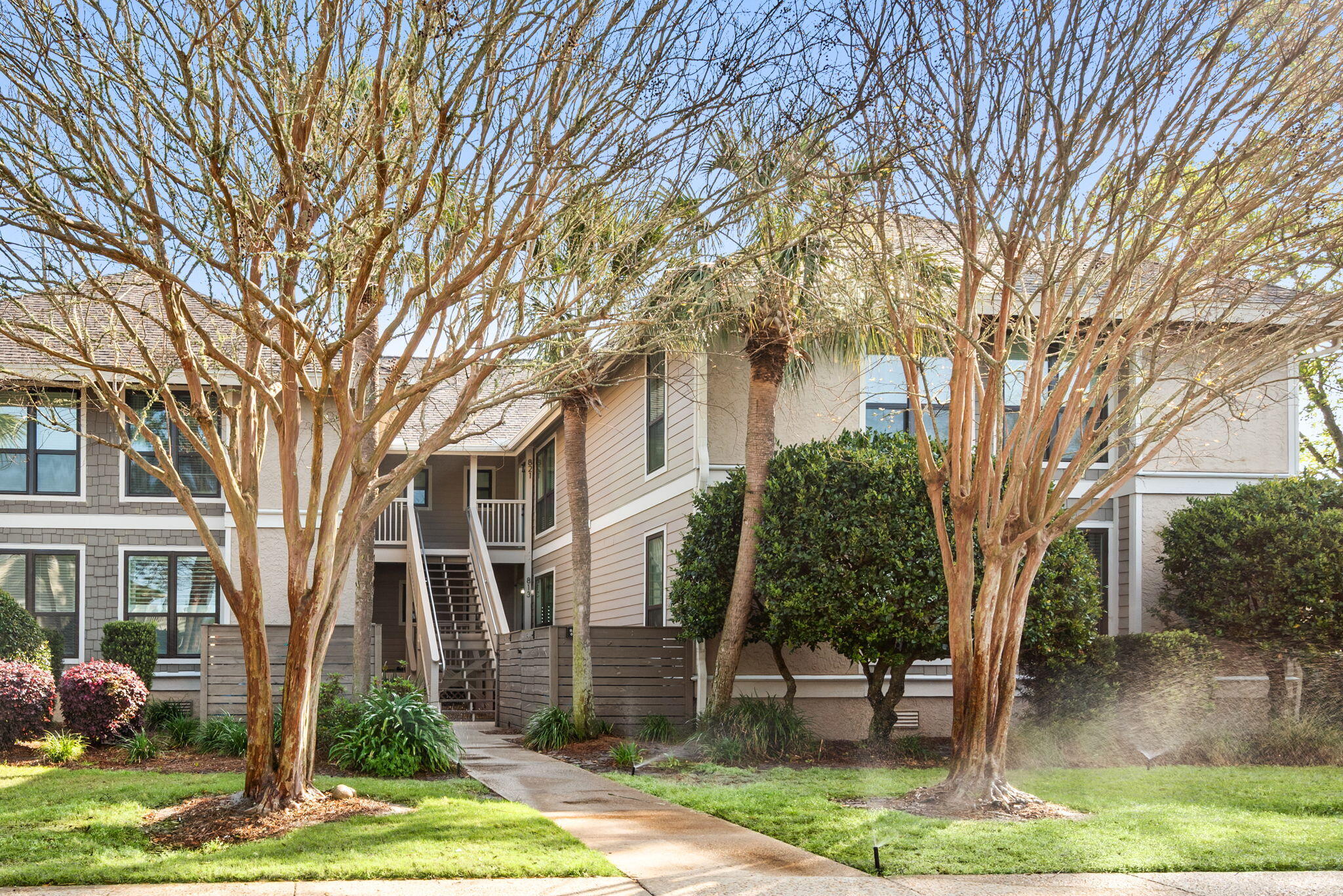 HARBOUR POINT CONDO - Residential