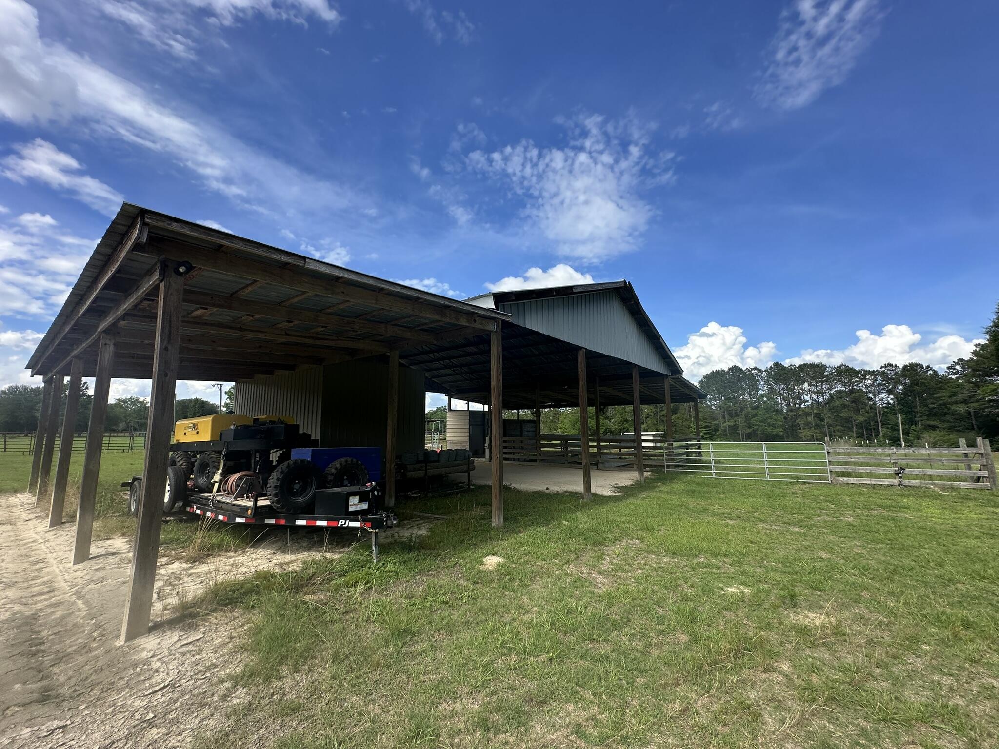 NO RECORDED SUBDIVISION - Residential