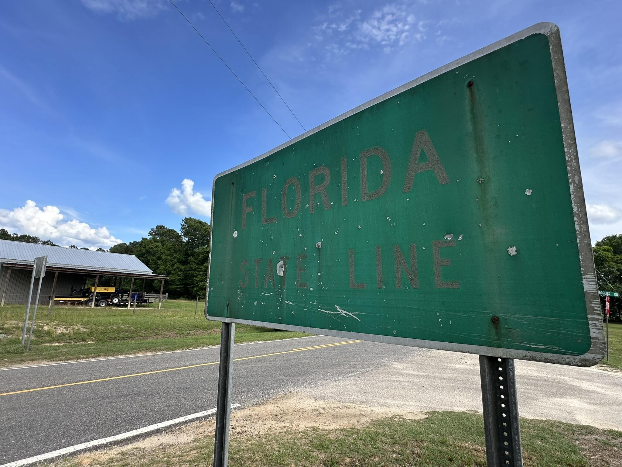 NO RECORDED SUBDIVISION - Residential