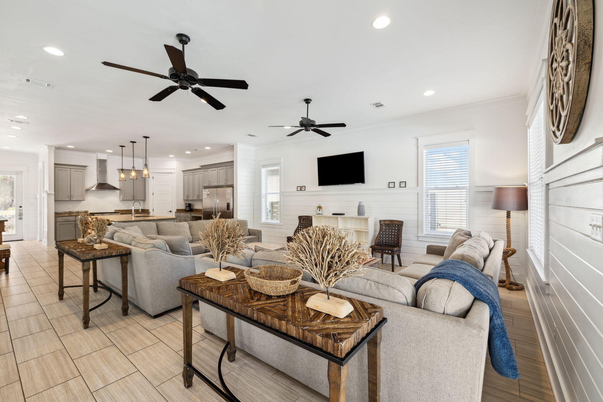 GULF SHORE MANOR - Residential
