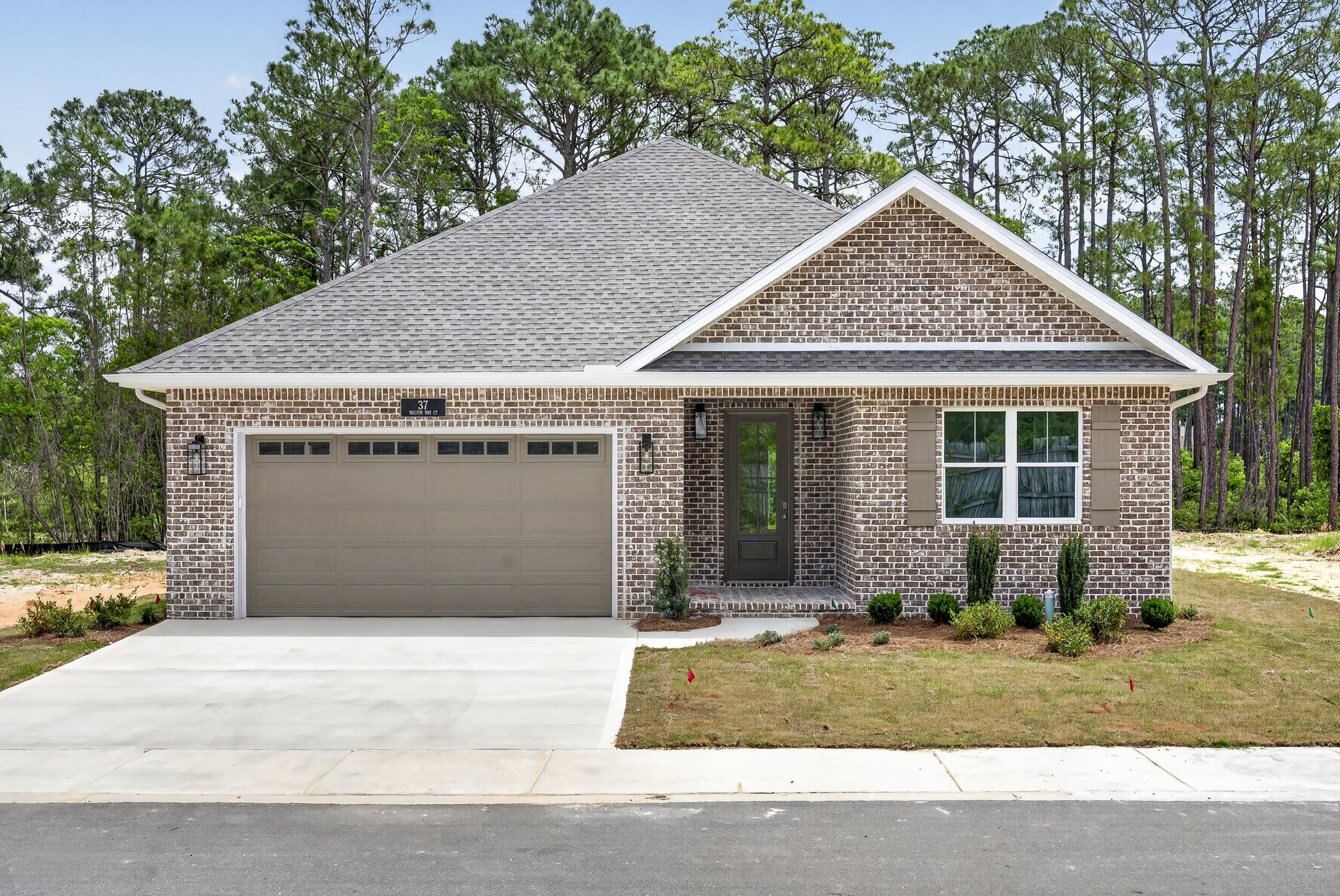 Construction complete on this  one story 4 Bedroom, 3 bath home in newly developed Jars Cove Community. Total Square footage is 2939, with 2299 square footage heated and cooled. Full brick construction, high ceilings, fine finishes, and two car garage in an open airy floor plan. Don't miss the opportunity to own this new home. Home will be part of a Homeowners Association and HOA dues have not yet been determined and current figures are estimated. Buyer to verify all dimensions and dues before entering into contract.