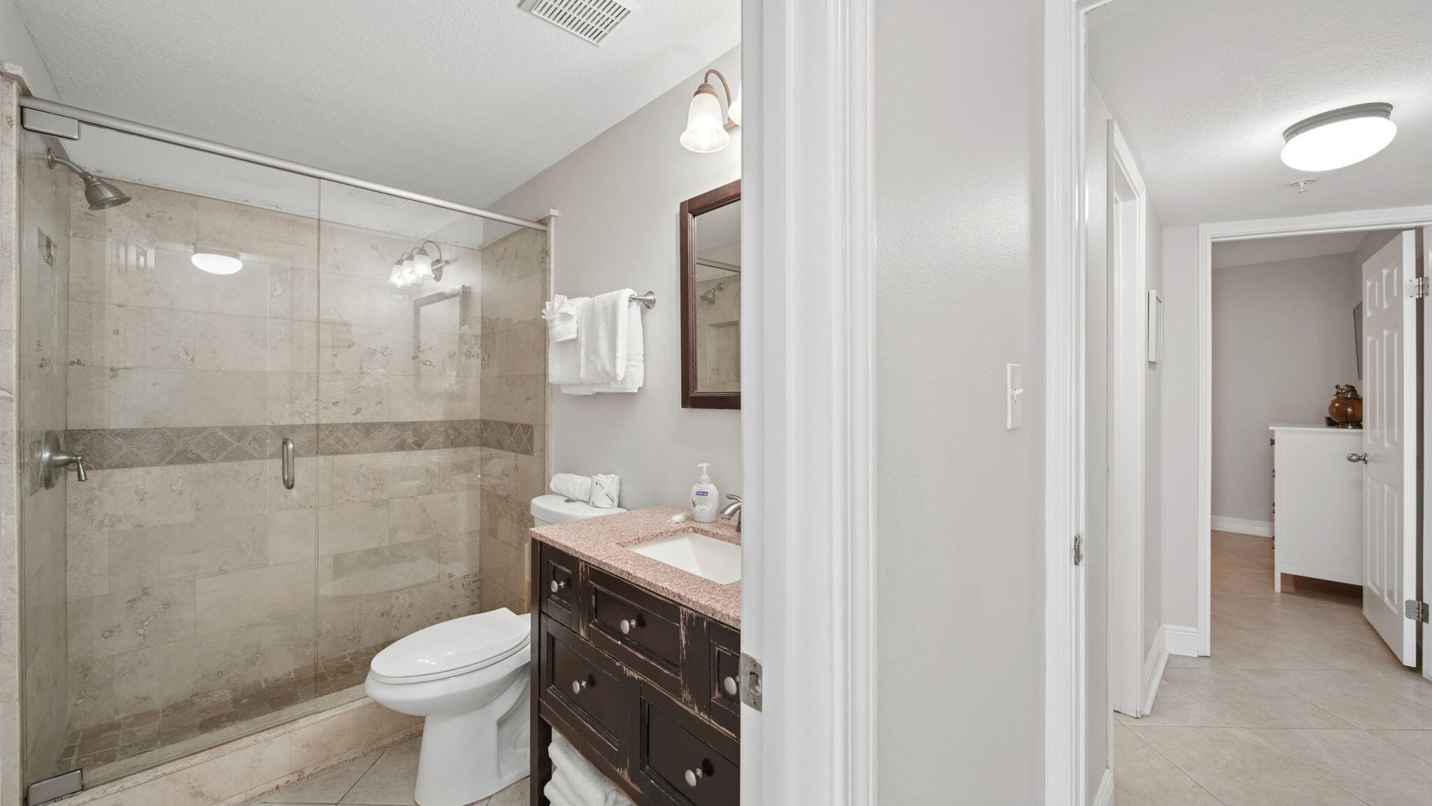 EMERALD TOWERS WEST CONDO - Residential