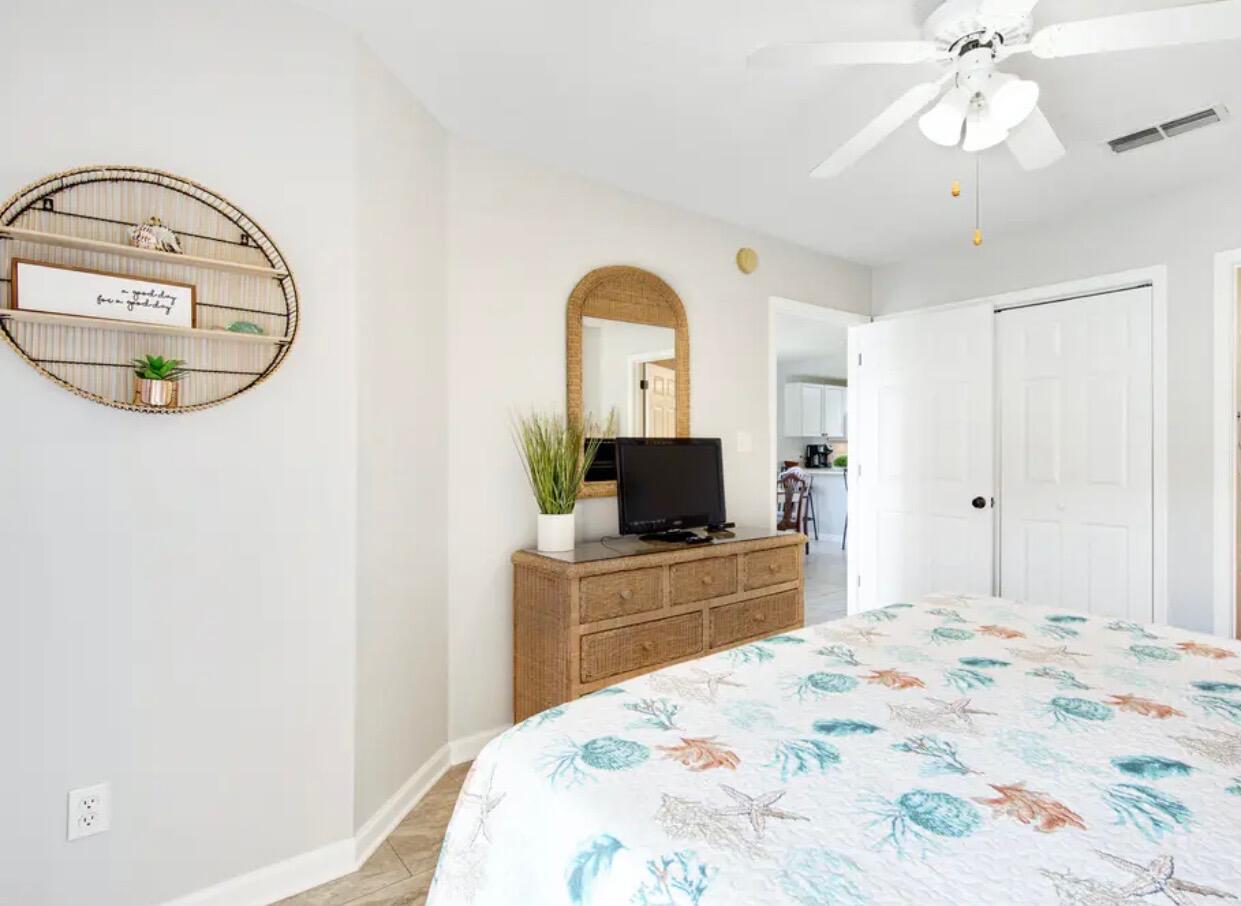 CIBONEY CONDO - Residential